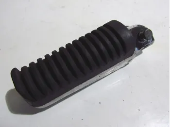 Repose pieds arriere droit YAMAHA XP 500 2005-2007 TMAX ABS