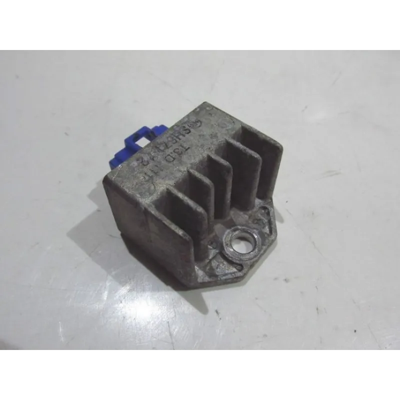 Regulateur charge batterie PEUGEOT TWEET 125 2009-2014