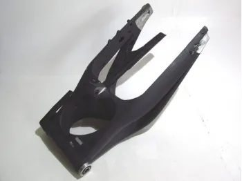 Bras oscillant TRIUMPH STREET TRIPLE 675 2007-2011