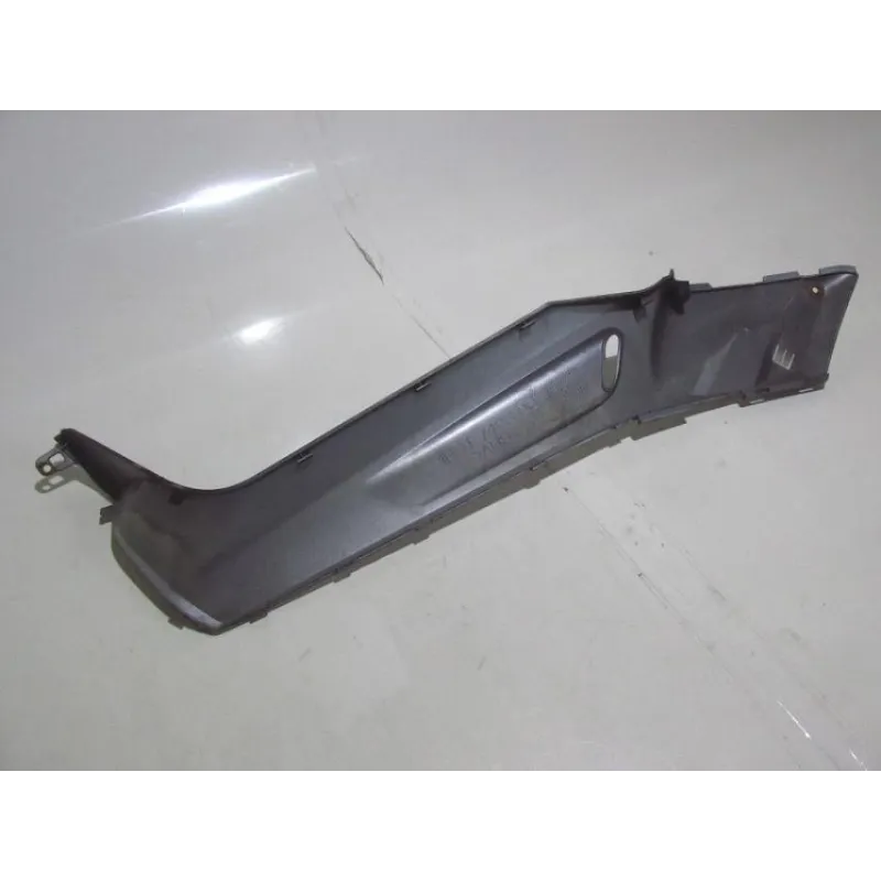 Cache lateral droit YAMAHA YPR 125 2006-2009 XMAX