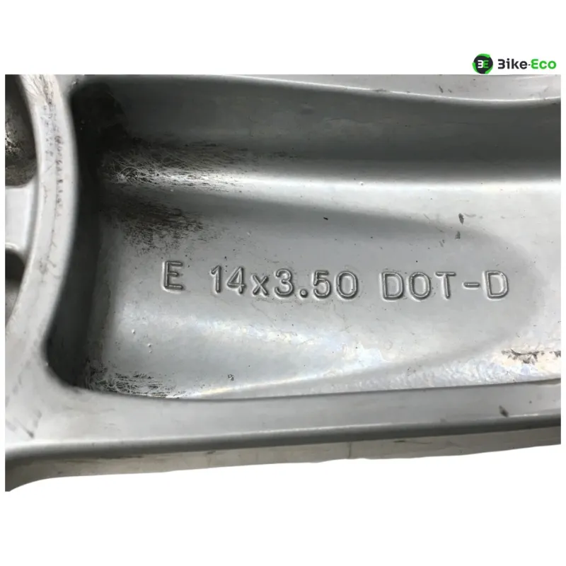 Jante arriere PIAGGIO X9 125 2001-2002