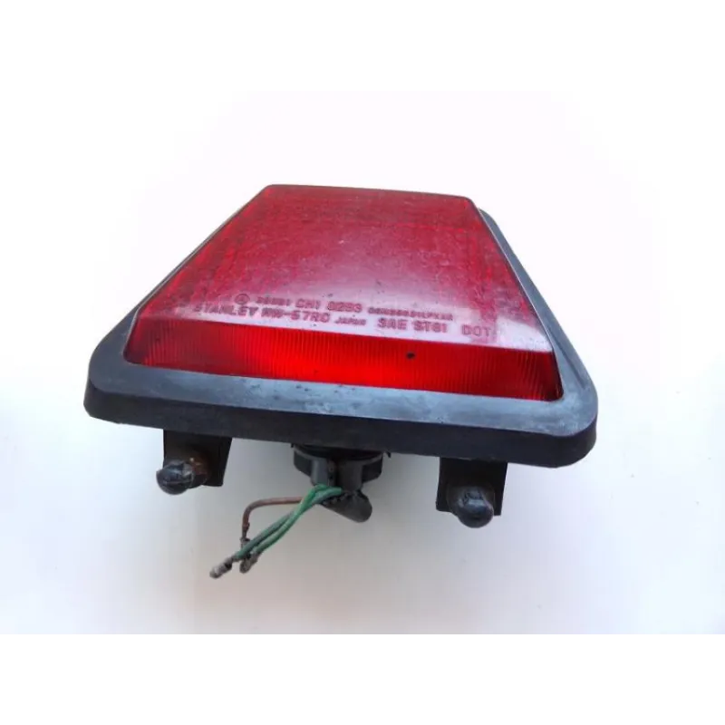 Feu arriere HONDA VF 750 F 1984