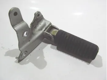 Repose pieds arriere gauche YAMAHA XP 500 2001-2003 TMAX