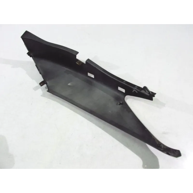 Cache carenage coque arriere droit YAMAHA YPR 250 2007-2009 XMAX