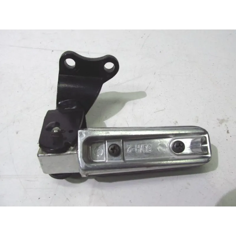 Repose pieds arriere droit MBK YPR 125 2006-2009 SKYCRUISER