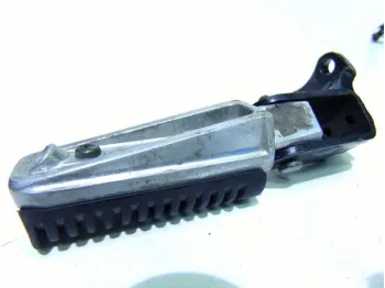 Repose pieds arriere gauche YAMAHA YPR 125 2006-2009 XMAX