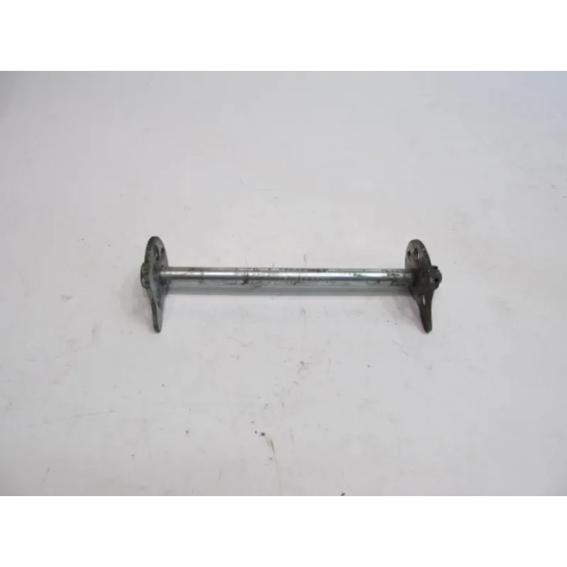 Axe de roue arriere YAMAHA SR 125 1997-2002