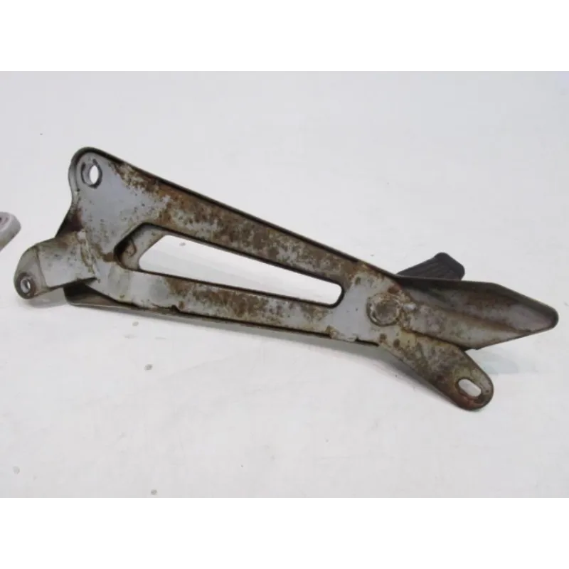 Platine arriere droite YAMAHA YBR 125 2005-2006