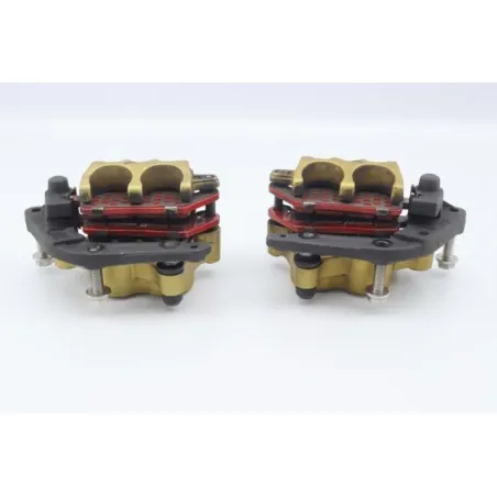 Etrier de frein avant TRIUMPH STREET TRIPLE 675 2007 - 2011