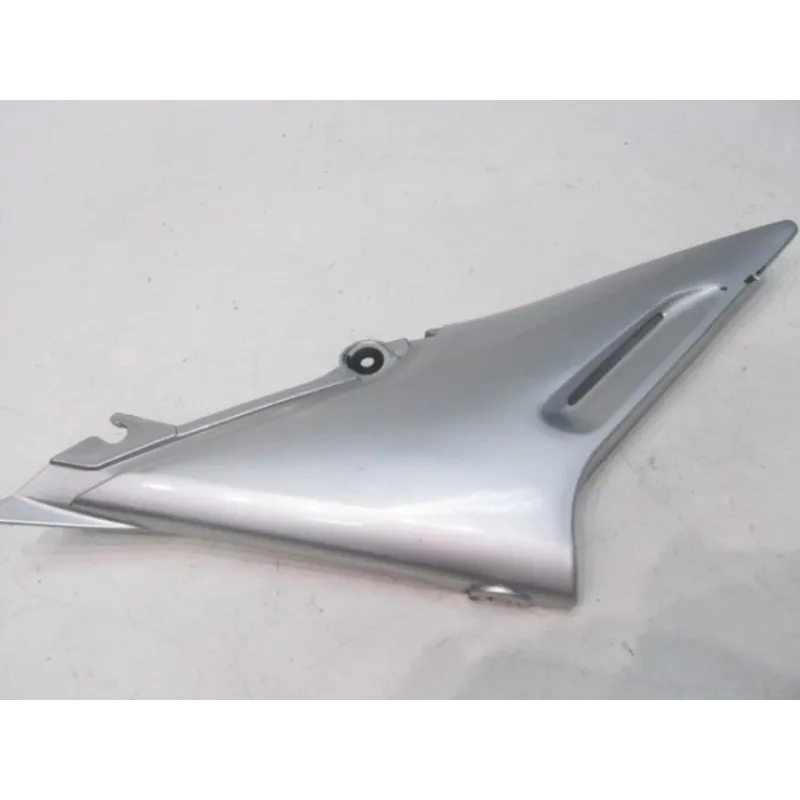 Cache carenage sous selle droit YAMAHA XJ 600 N 1999-2001