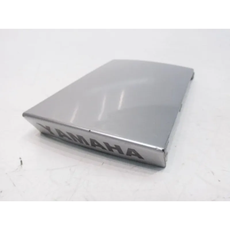 Cache jonction coque arriere YAMAHA XJ 600 N 1999-2002