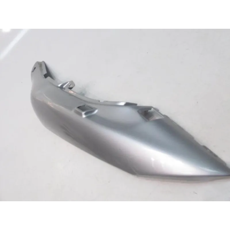 Cache carenage coque arriere gauche YAMAHA XJ 600 N 1999-2002