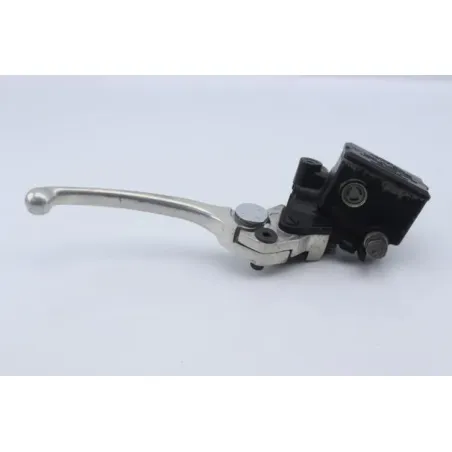 Maitre cylindre frein avant TRIUMPH STREET TRIPLE 675 2007 - 2011