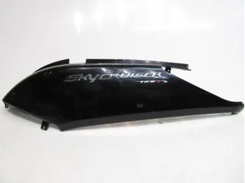 Cache carenage coque arriere gauche YAMAHA YPR 125 2006-2009 XMAX