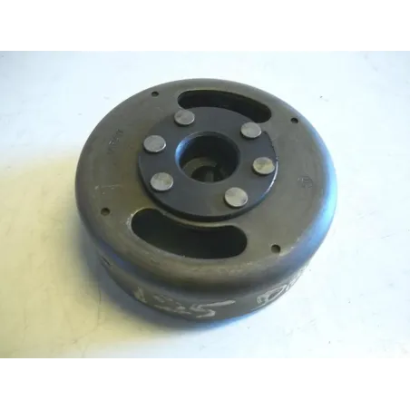 Rotor volant moteur SUZUKI DR 125 1985-1988