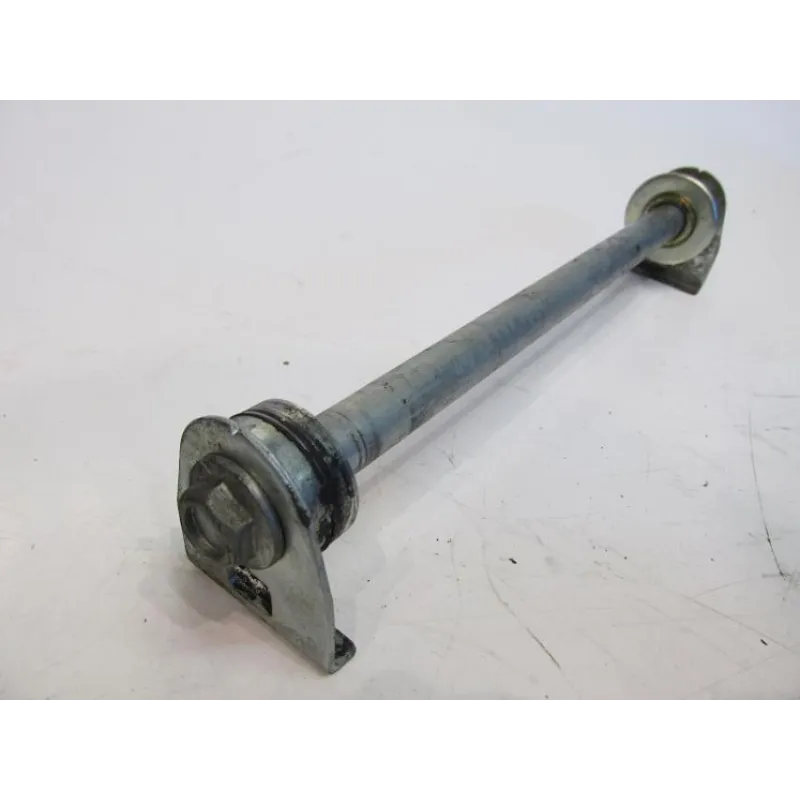 Axe de roue arriere SUZUKI GSX F 750 1998-2003