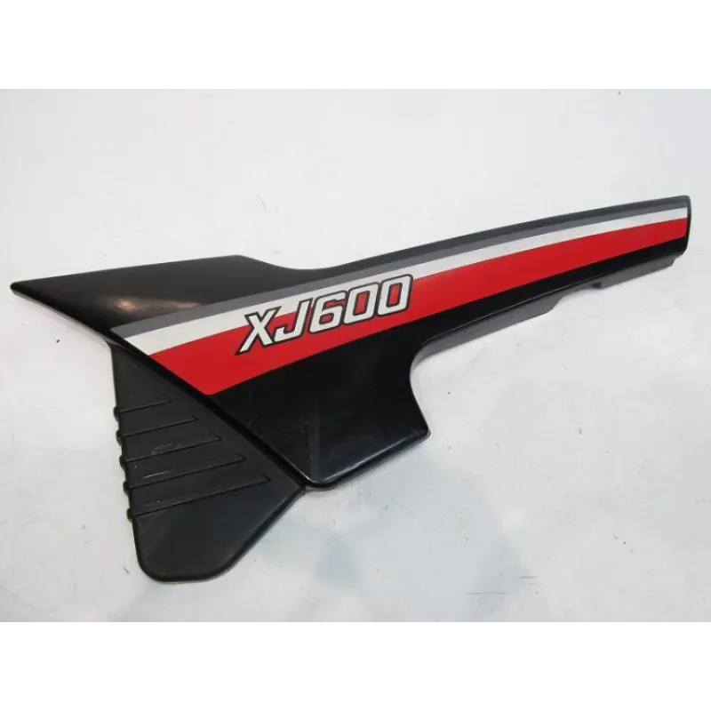 Cache carenage sous selle gauche YAMAHA XJ 600 1984-1991