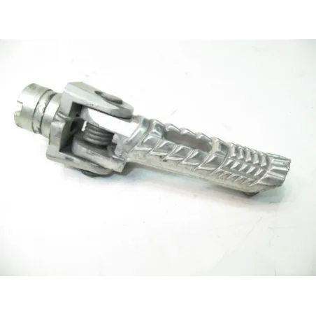 Repose pieds avant droit SUZUKI GSXR 1000 2007-2008