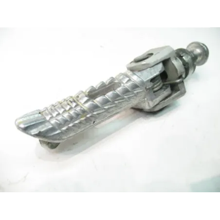 Repose pieds avant gauche SUZUKI GSXR 1000 2007-2008