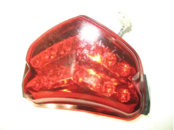 Feu arriere SUZUKI GSXR 750 2004-2005