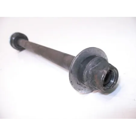Axe de roue arriere YAMAHA TDM 850 1996-2001
