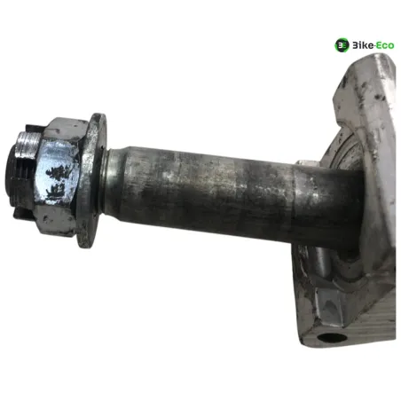 Axe de roue arriere YAMAHA FZR 1000 1989-1990