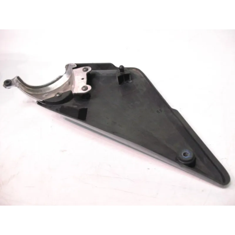 Cache carenage sous selle gauche SUZUKI GSF 600 2000-2004 BANDIT N