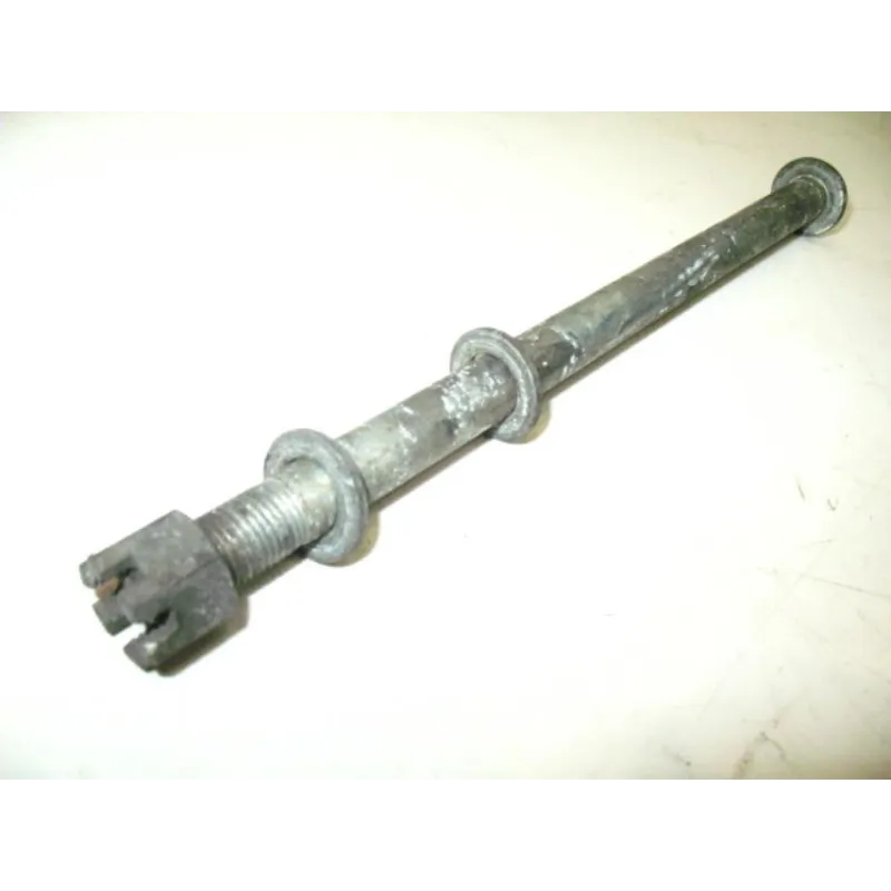 Axe de roue avant SUZUKI GN 125 1982-1996