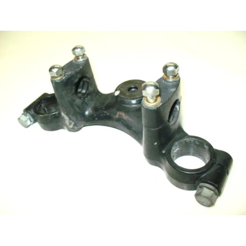 Te de fourche superieur SUZUKI GN 125 1982-1996