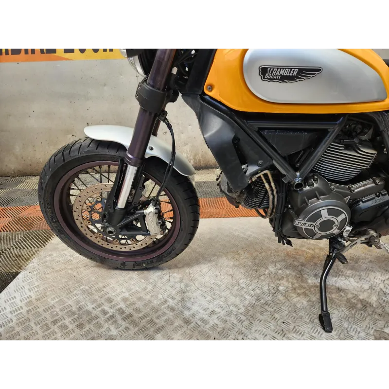 DUCATI SCRAMBLER 800