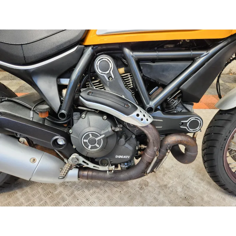 DUCATI SCRAMBLER 800
