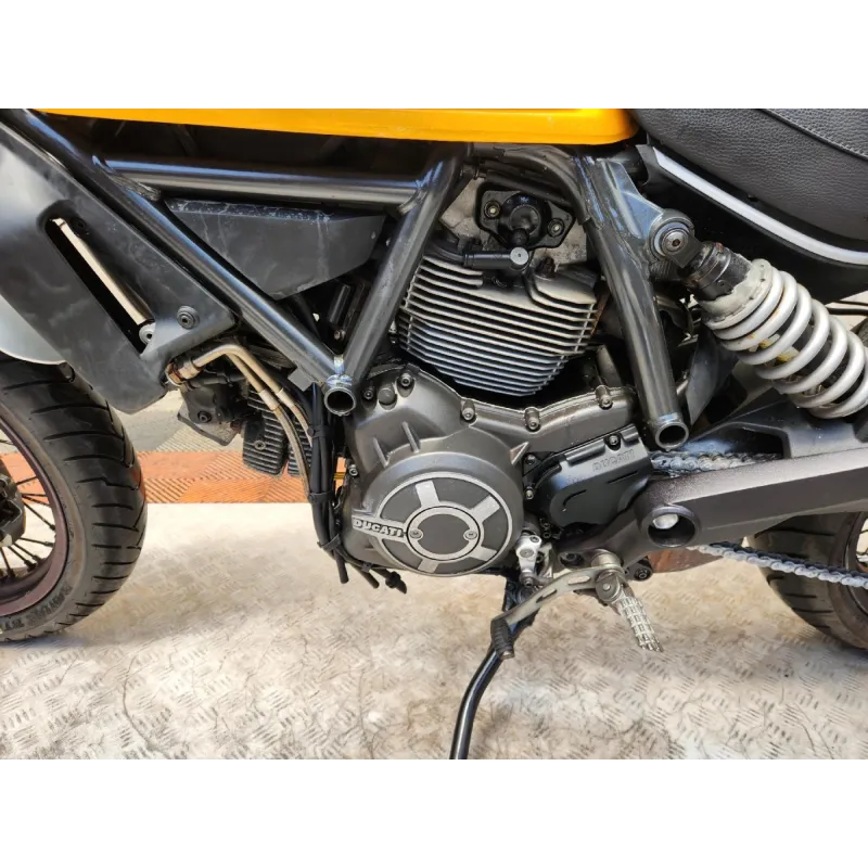 DUCATI SCRAMBLER 800