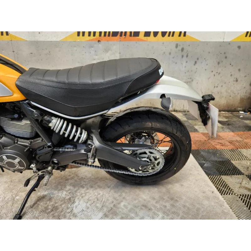 DUCATI SCRAMBLER 800