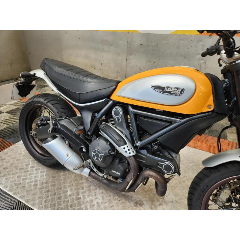 DUCATI SCRAMBLER 800