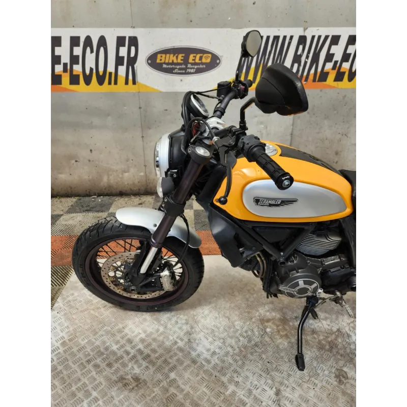 DUCATI SCRAMBLER 800