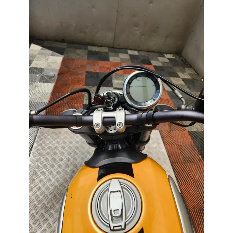 DUCATI SCRAMBLER 800