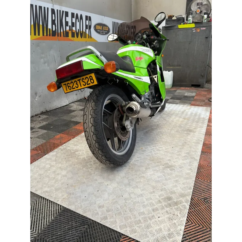 KAWASAKI GPZ 900 R GODIER GENOUD