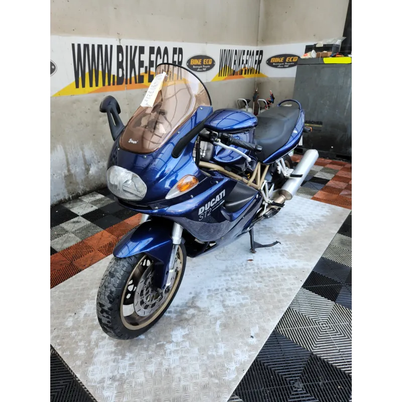 DUCATI ST2 944
