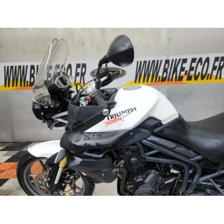 TRIUMPH TIGER 800