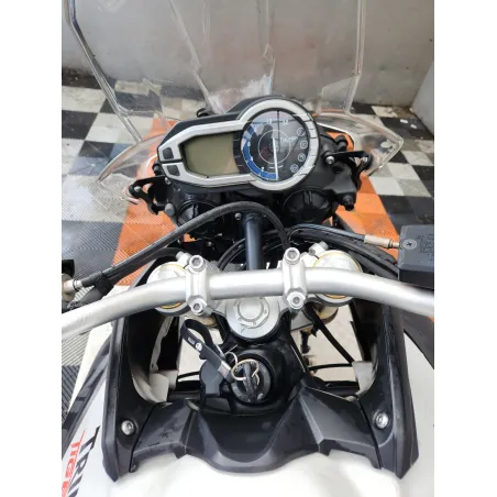 TRIUMPH TIGER 800