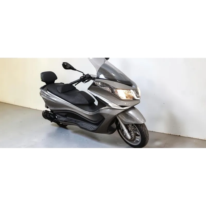 PIAGGIO X10 350