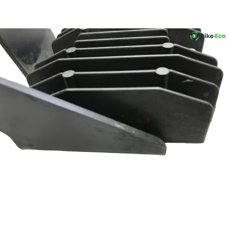Regulateur charge batterie TRIUMPH STREET TRIPLE 675 2011-2012