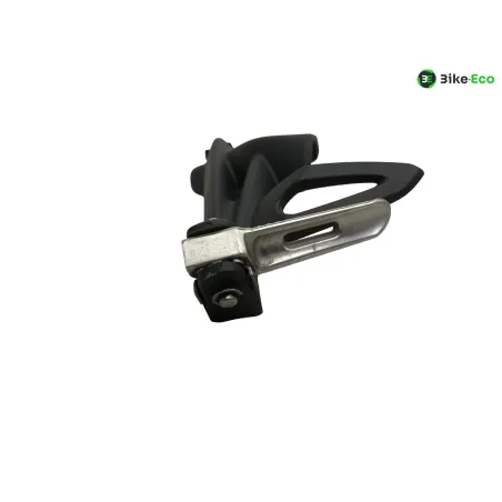 Platine et repose pieds arriere gauche TRIUMPH STREET TRIPLE 675 2011-2012