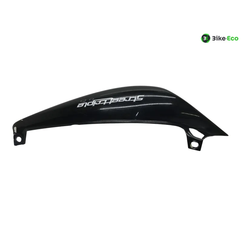 Cache carenage coque arriere gauche TRIUMPH STREET TRIPLE 675 2011-2012