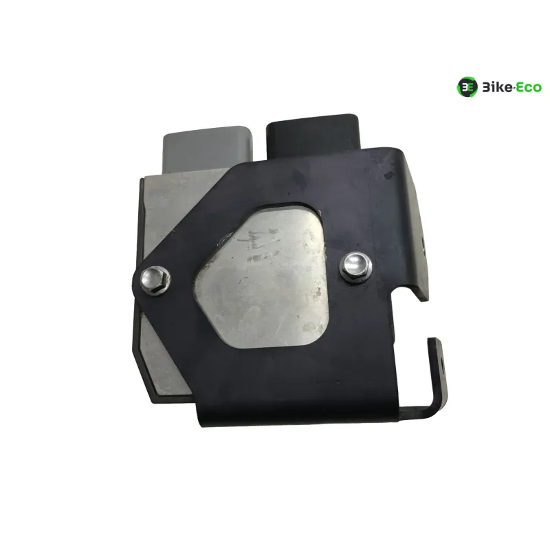 Regulateur charge batterie TRIUMPH STREET TRIPLE 675 2011-2012