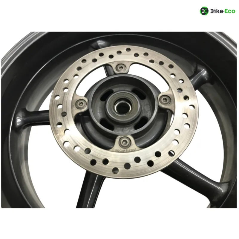 Jante arriere TRIUMPH STREET TRIPLE 675 2011-2012
