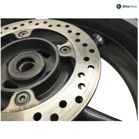 Jante arriere TRIUMPH STREET TRIPLE 675 2011-2012