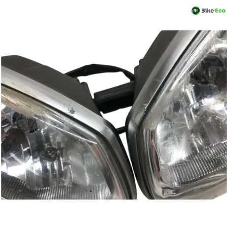 Optique (feux)(phare) TRIUMPH STREET TRIPLE 675 2011-2012