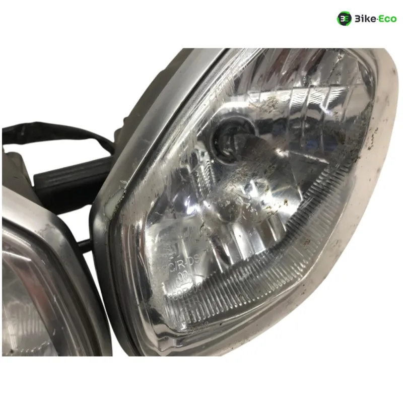 Optique (feux)(phare) TRIUMPH STREET TRIPLE 675 2011-2012