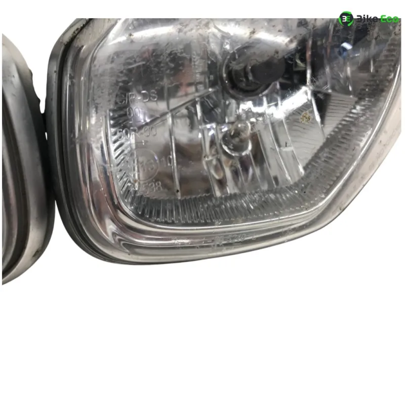 Optique (feux)(phare) TRIUMPH STREET TRIPLE 675 2011-2012